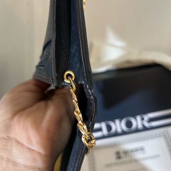 🔥🔥Authentic christian Dior Cross Body Full Inclusion🔥🔥 - Picture 7 of 8
